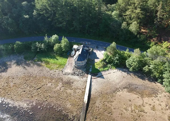 The Boathouse