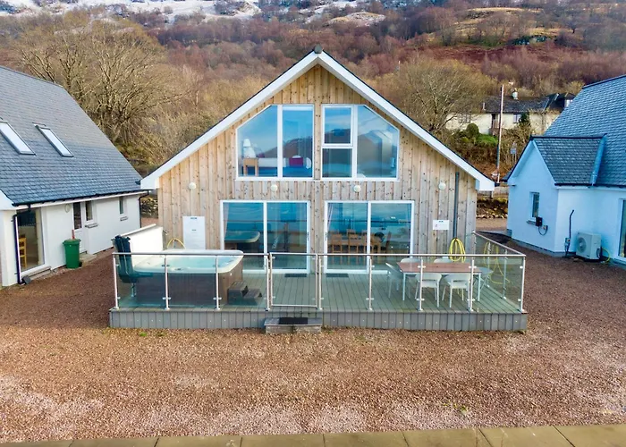 Beach Houses With Hot Tubs